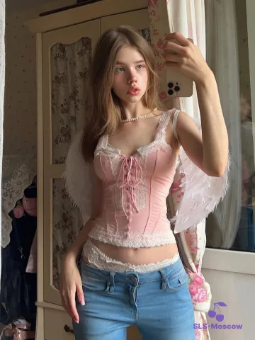 Галерея: эскорт-модель Белла, фото 2, 20 лет, Москва, Беговой, стройная, шатенка, 171 см