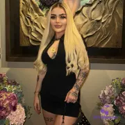 Эскорт-модель Арина на фото анкеты: 25 лет, Москва, Савёловский, пышная, черные волосы, 175 см, снимок 5