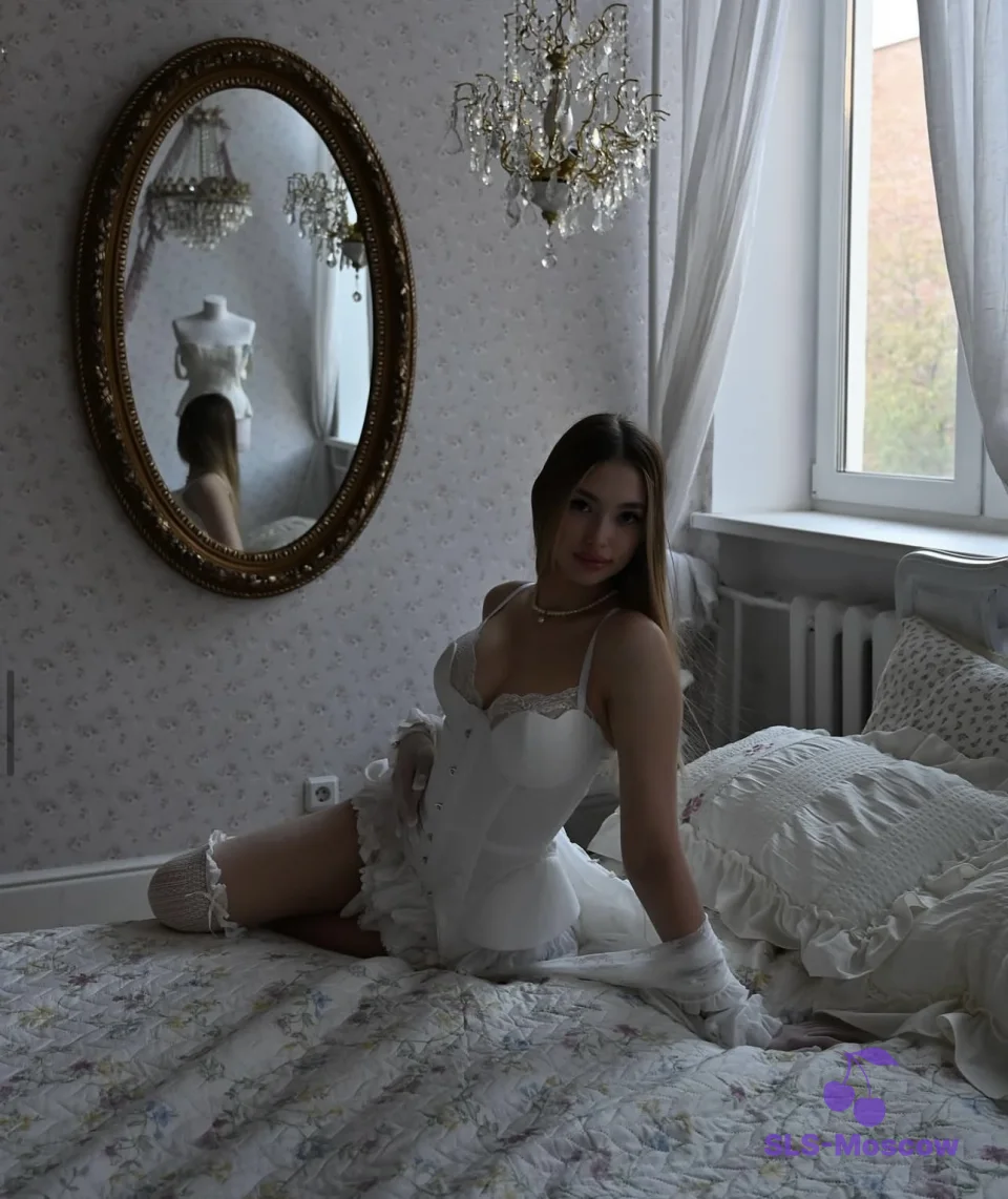 Эскорт-модель Дарина на фото анкеты: 21 год, Москва, Тверской, стройная, блондинка, 171 см, снимок 5