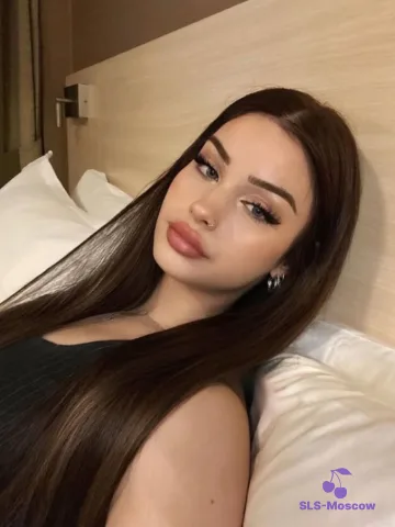 Эскорт-модель Клара на фото анкеты: 21 год, Москва, Ивановское, фигуристая, черные волосы, 160 см, снимок 2