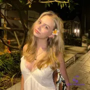 Эскорт-модель Адель на фото анкеты: 28 лет, Москва, Даниловский, стройная, блондинка, 165 см, снимок 9