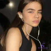 Эскорт-модель Полина на фото анкеты: 25 лет, Москва, Лефортово, стройная, шатенка, 170 см, снимок 1
