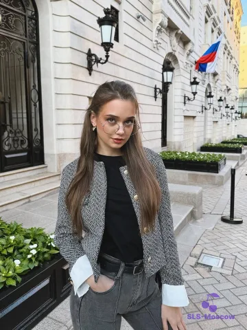 Снимок 6: эскорт-модель Лада: 20 лет, Москва, Щукино, стройная, шатенка, 168 см