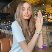 Галерея: эскорт-модель Лукерия, фото 6, 21 год, Москва, Арбат, стройная, шатенка, 170 см